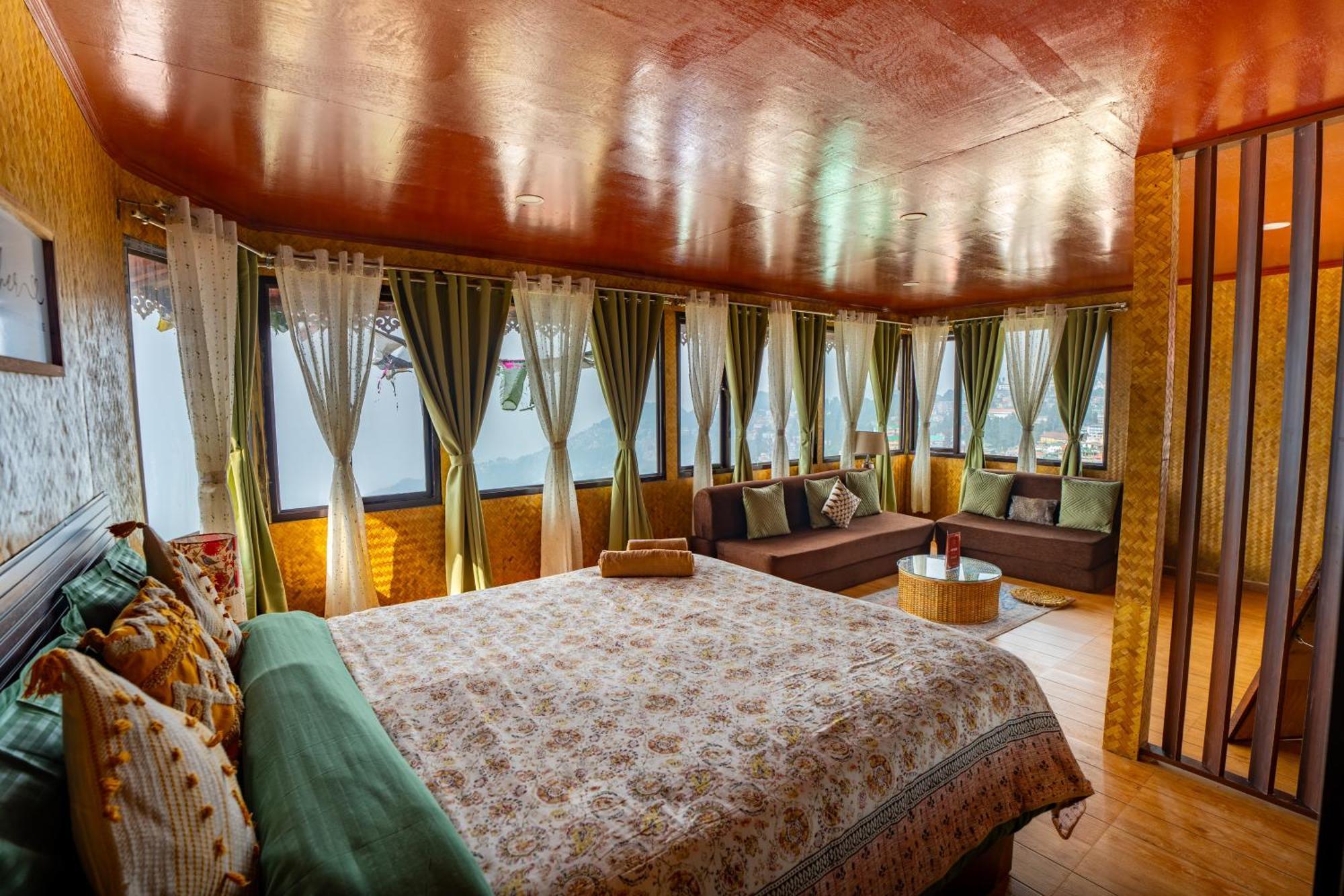 Monratino Himadrie -2 Mins Walk From Mall Road - All Rooms Have Kanchenjunga Mountain View Darjeeling  Exterior photo
