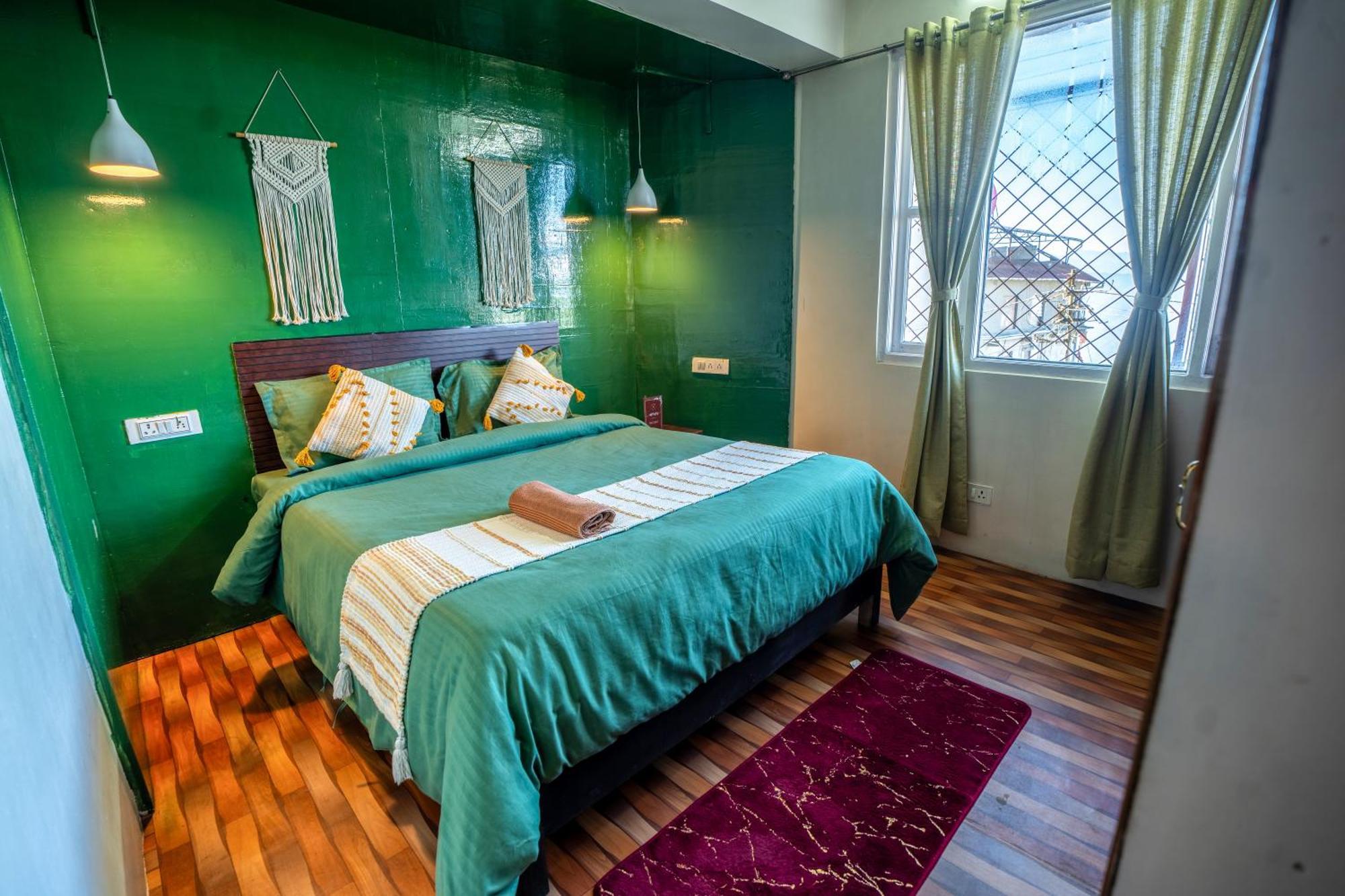 Monratino Himadrie -2 Mins Walk From Mall Road - All Rooms Have Kanchenjunga Mountain View Darjeeling  Exterior photo