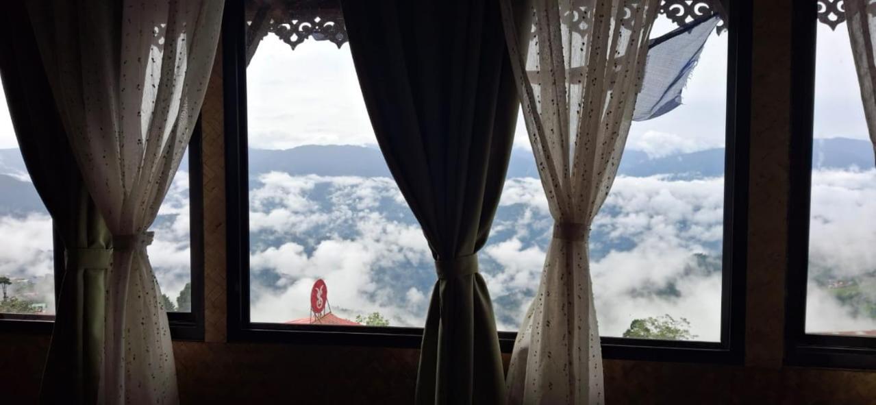 Monratino Himadrie -2 Mins Walk From Mall Road - All Rooms Have Kanchenjunga Mountain View Darjeeling  Exterior photo
